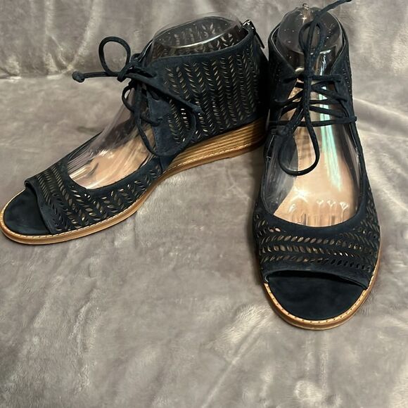 Vince Camuto Remme Navy Blue Suede Perforated Open Toe Wedge Sandal - Picture 2 of 10